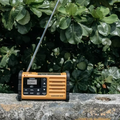 SANGEAN MMR-88 DAB+/FM/lommelykt/mobillader - nødstrøm på tur - 375 gram - beredskapsradio - Bilde 9